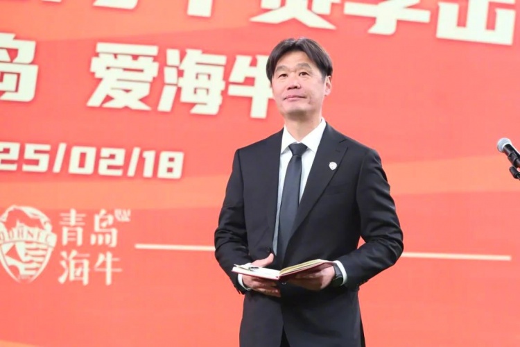  多名媒體人士點(diǎn)評(píng)海牛：引援老中青都有，就看李霄鵬的捏合能力了