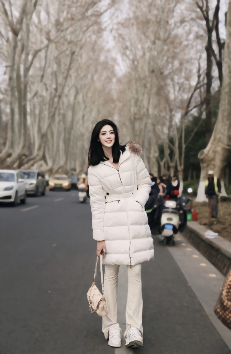  煙雨下江南！卓識游南京：卿言一句梧桐美 吾種梧桐滿京城