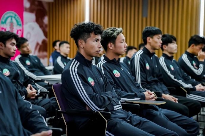  出征中乙！昆明城星足球俱樂部11日舉行新賽季見面會暨出征儀式