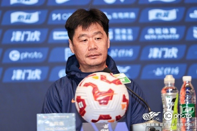  李霄鵬：希望明天比賽能打出一些新的東西，取得一個(gè)好的結(jié)果