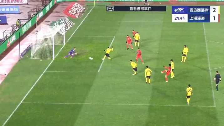  這球漂亮！19歲李新翔晃過(guò)張呈棟單挑防線破門(mén)，海港生涯處子球！