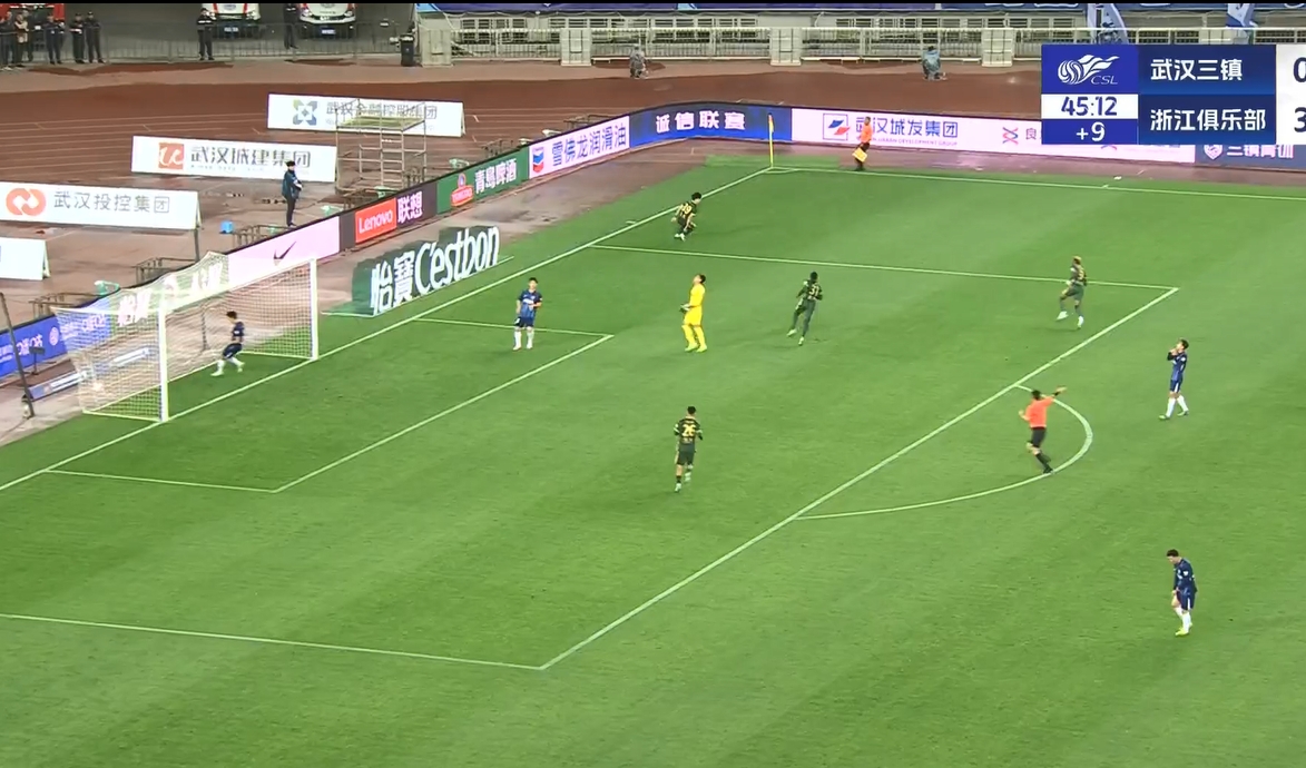  18歲王鈺棟中超處子球！三鎮(zhèn)后防白給，浙江半場4-0領(lǐng)先