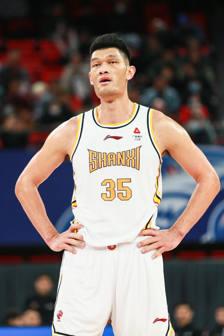  手感不佳！葛昭寶全場8投1中得到2分2籃板2助攻