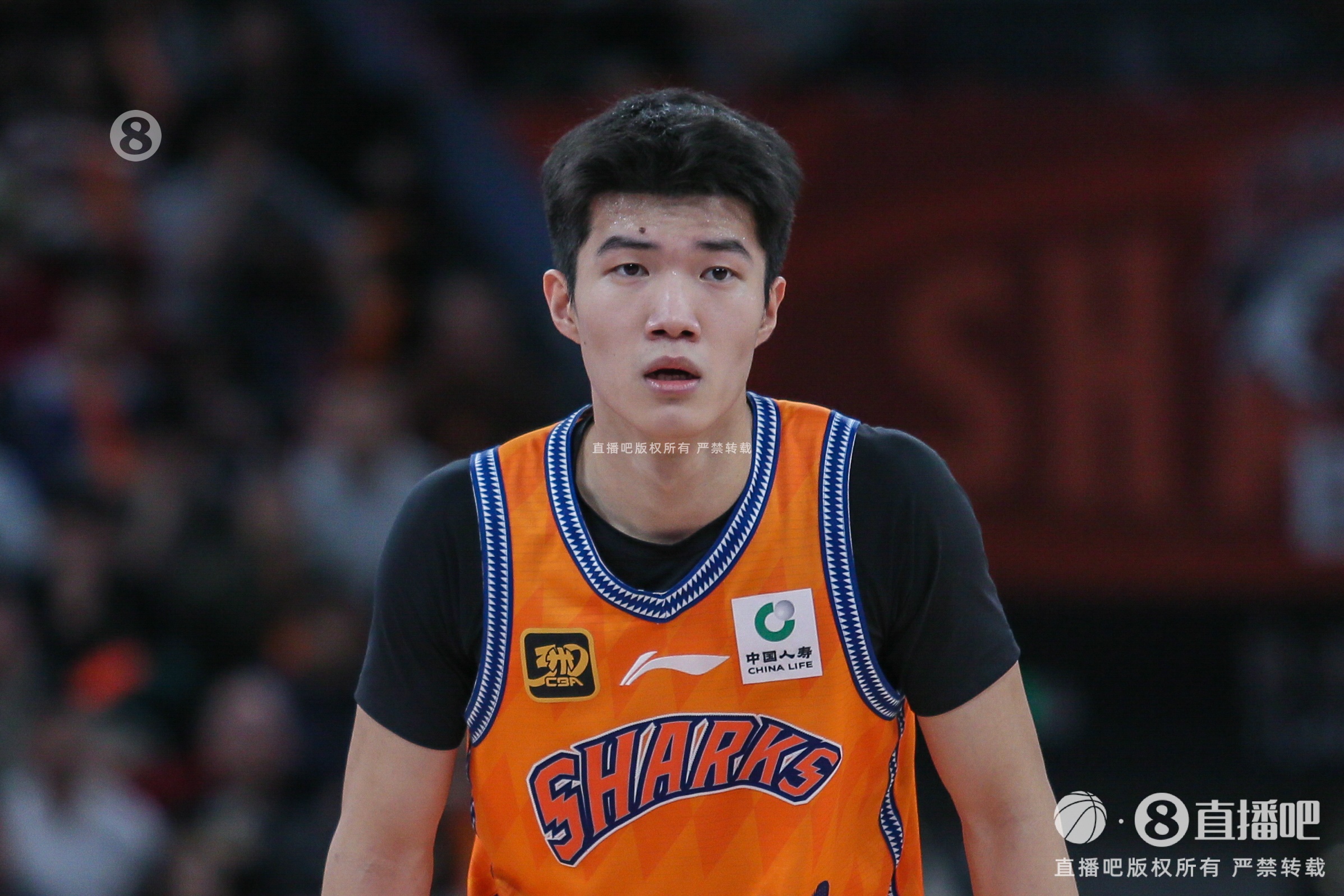  率先發(fā)力！偰李永煒首節(jié)5中4拿到11分 三分4中3