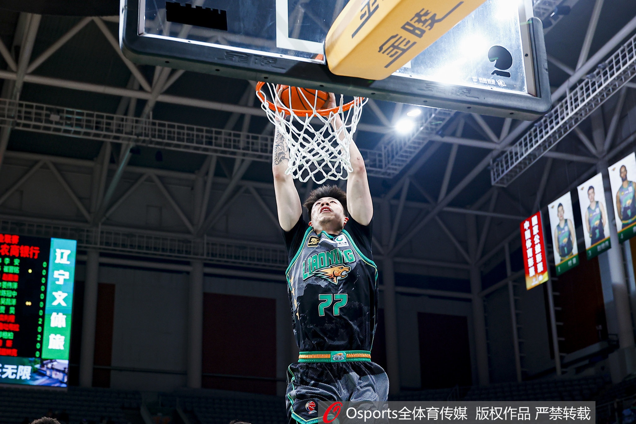  合理且高效！張鎮(zhèn)麟出場24分鐘10中6得12分&送6助攻 正負(fù)值+28