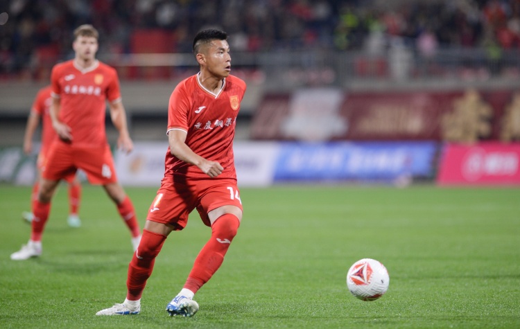 重慶銅梁龍官方：程燁桐傷缺2-3周，黃希揚傷缺1周